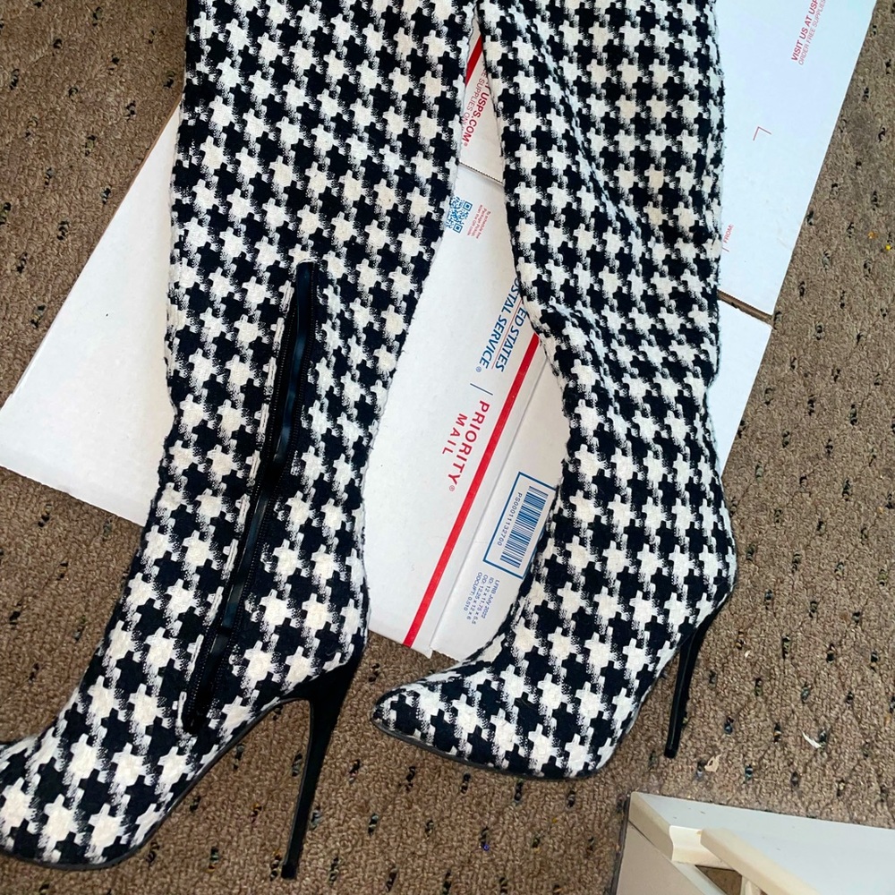 Fashion Nova Thigh High Style Boots